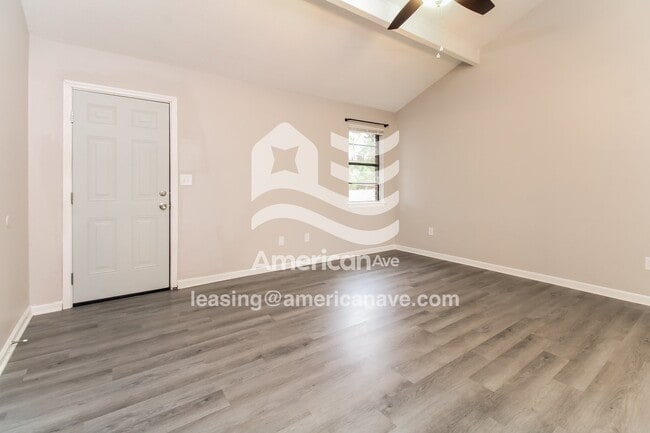 Building Photo - 3403 Blackstone St