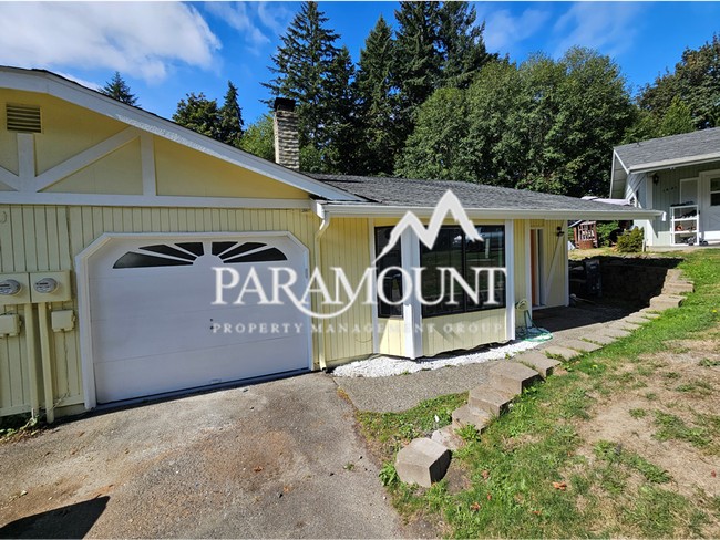 Foto del edificio - Remodeled 3 bedroom 2 Bathroom!