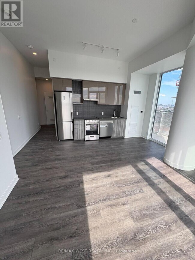 Building Photo - 6 flavelle trail