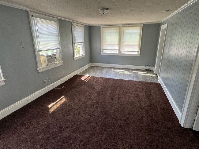 Building Photo - Jefferson518A-B