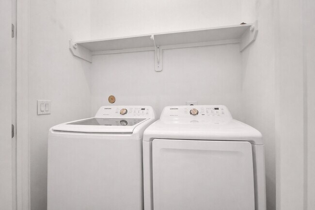 Foto del edificio - 732 W 22nd St