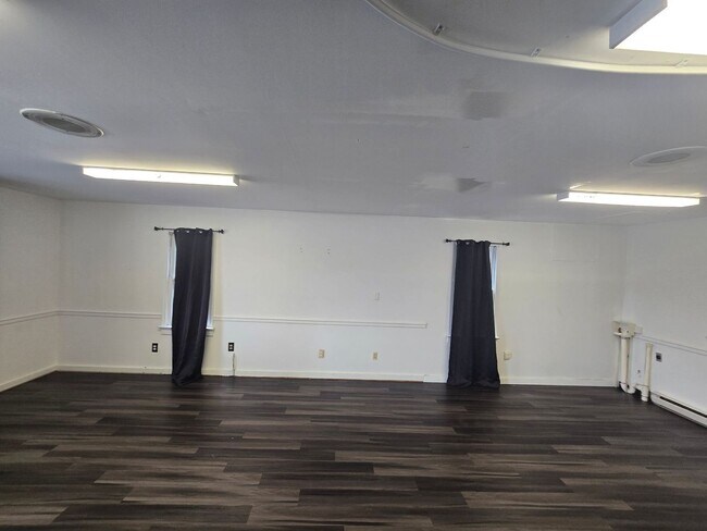 Foto del edificio - 25225 Harwell Dr