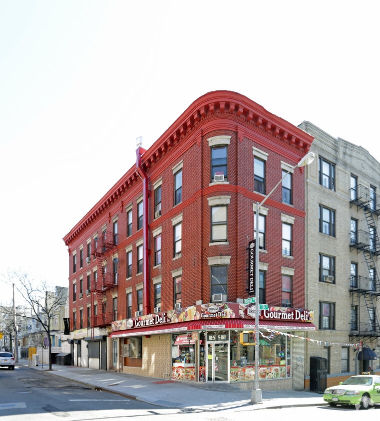 2650 Briggs Ave, Bronx, NY 10458 Apartments in Bronx, NY