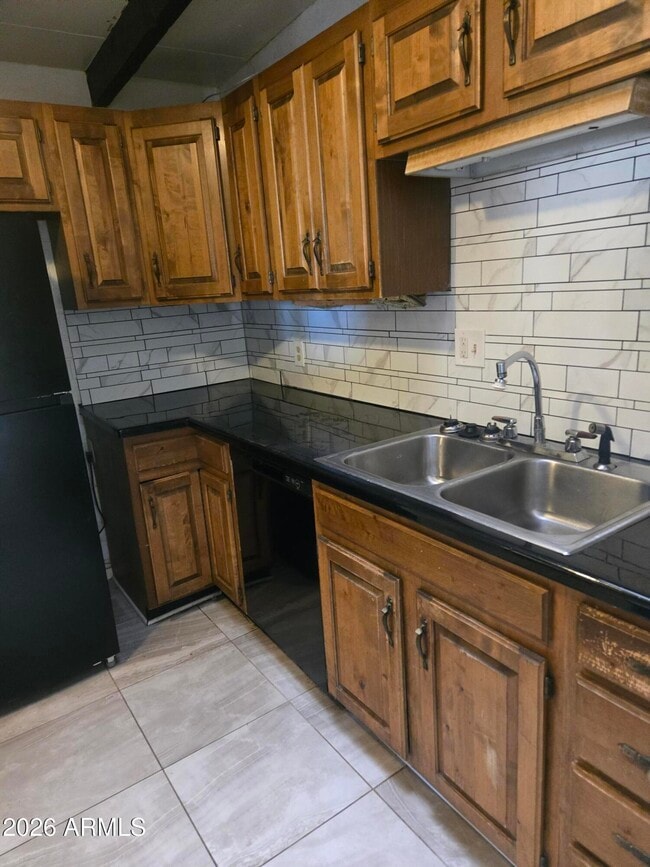 Foto del edificio - 302 3rd St