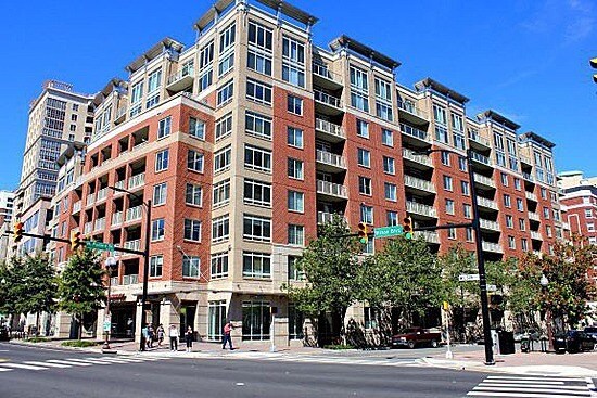 Foto del edificio - 820 N Pollard St