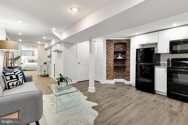 Building Photo - 3576 13th St NW