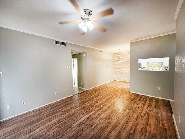 Building Photo - 7950 N Stadium Dr