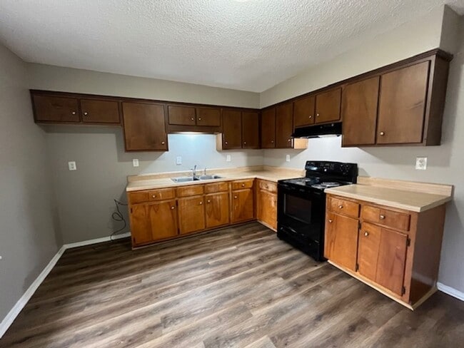 Photo - Renovated 3 Bedroom 1.5 Bath Home for Rent!