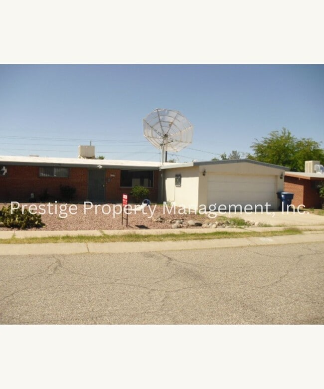 Building Photo - 7410 E Eli Dr