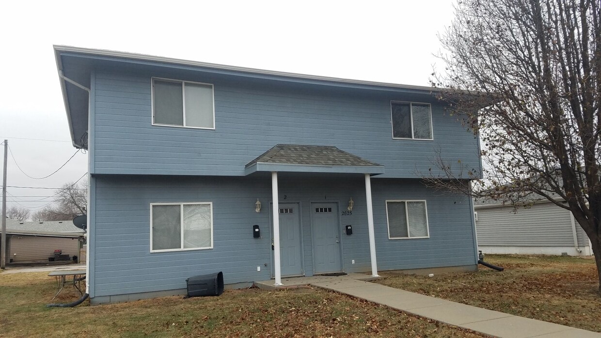 Photo - 2625 4th Ave
