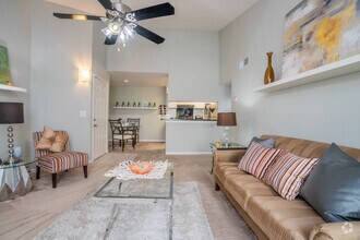 Building Photo - Harbor Pointe