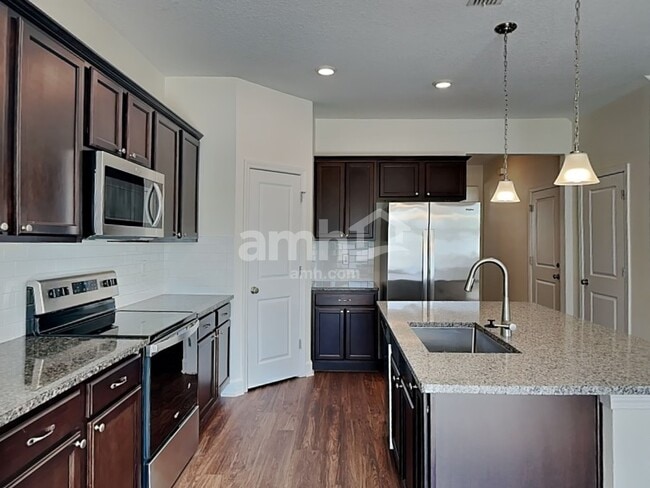 Building Photo - 4540 Reisswood Loop