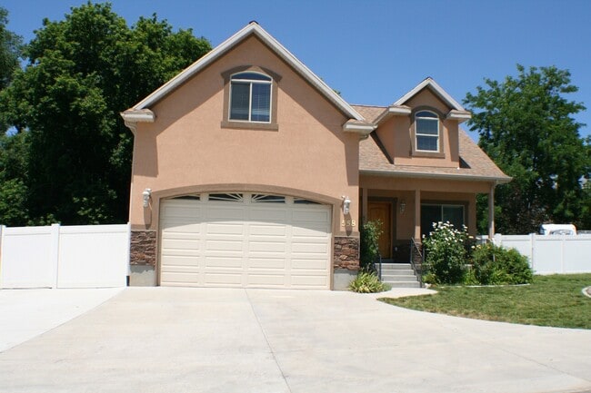 Building Photo - Beautiful Orem home for rent!