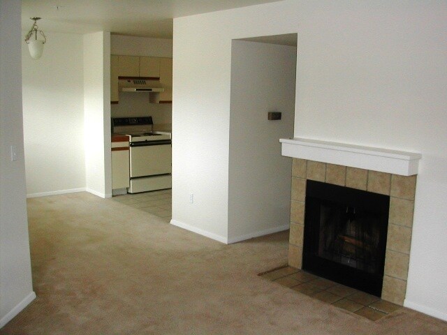 Foto del edificio - 5520 Stonewall Pl