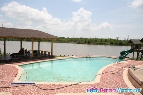 Primary Photo - Beautiful Baytown 4/3 Waterfront FOR LEASE!!!