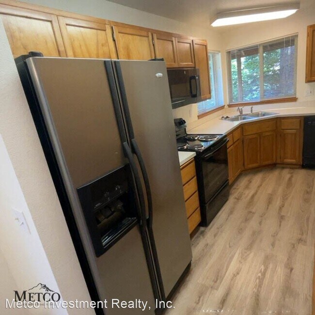 Building Photo - 3 br, 2 bath House - 3012 Hendricks Hill D...