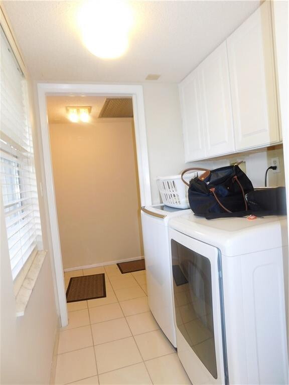 Building Photo - 4000 Cypress Grove Way