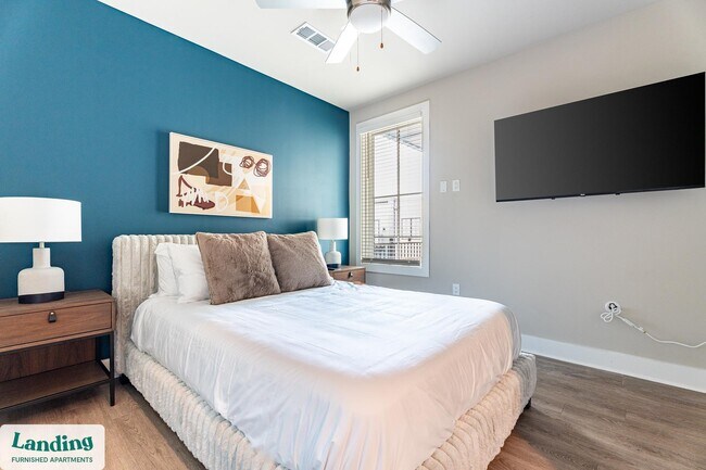 Building Photo - 300 E Broad St