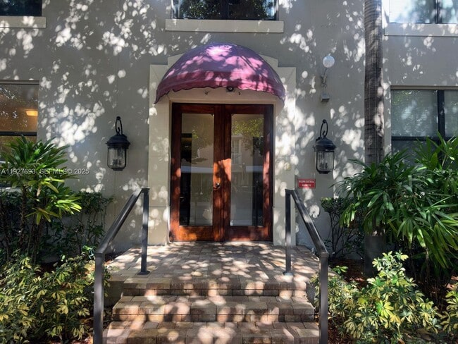 Foto del edificio - 1919 Van Buren St