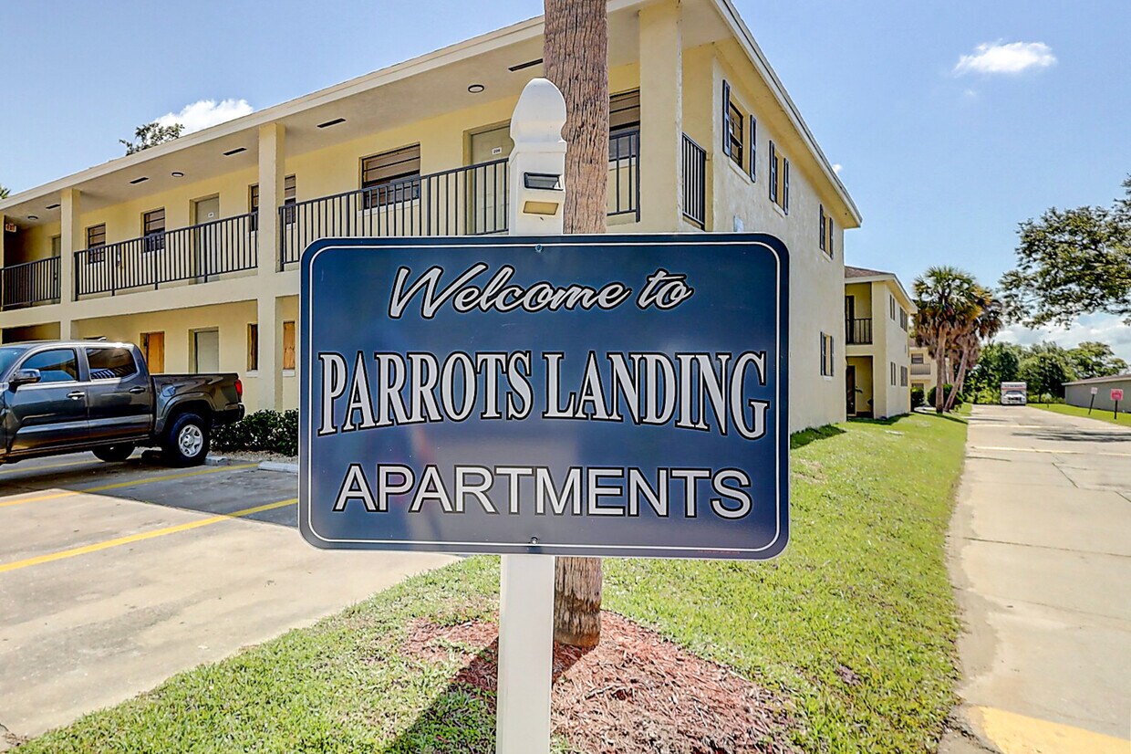 Parrott's Landing Apartments 1799 S Parrott Ave Okeechobee, FL