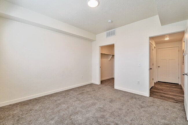 Foto del edificio - 7318 W Laxey St