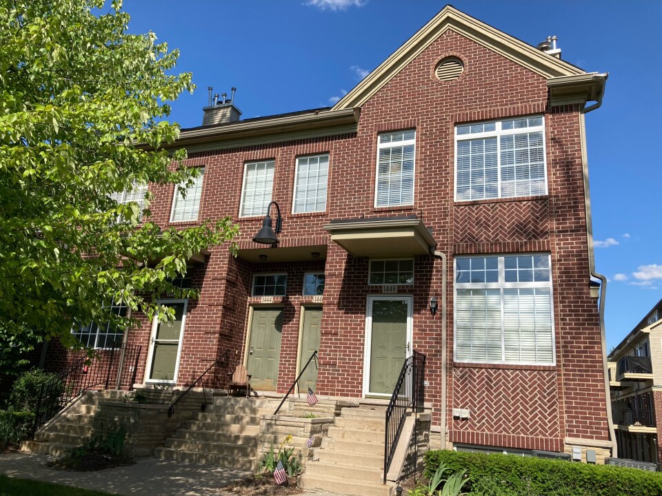 1444 Crimson Way, Walled Lake, MI 48390 Condo for Rent in Walled Lake