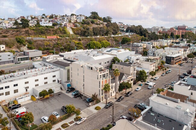 Aerial Photo - 633 Hampshire St