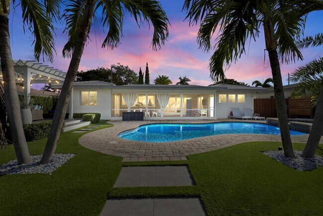 Foto del edificio - 6251 NE 19th Ter