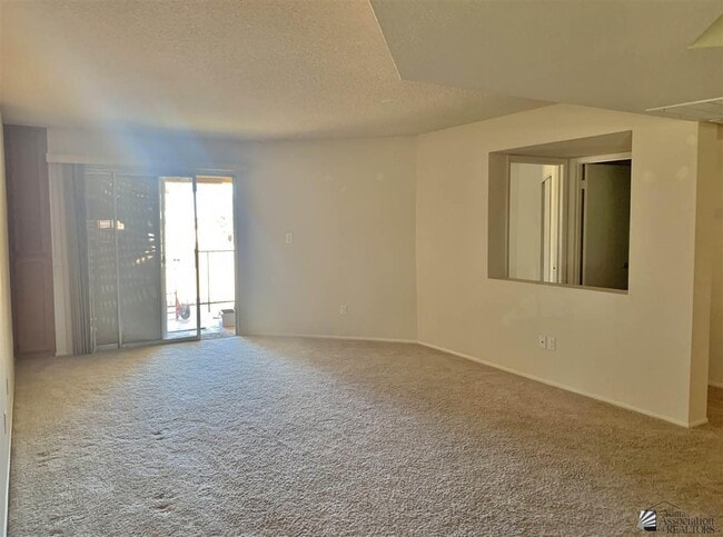 Building Photo - 10642 S Camino Del Sol