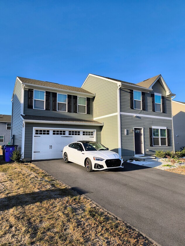 Foto principal - 370 Sedimentary Rock Rd