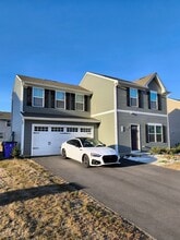 Building Photo - 370 Sedimentary Rock Rd