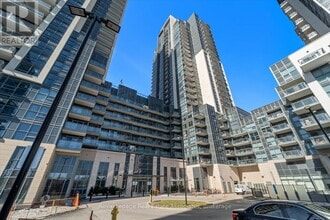 Building Photo - 30-1130 Meadowglen Pl
