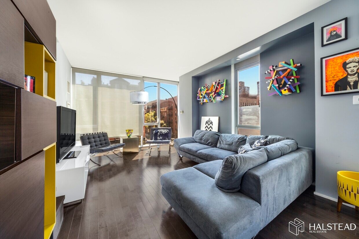 Primary Photo - TRANQUIL AND SUN-DRENCHED MODERN 2 BED!