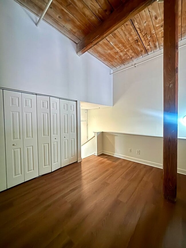 Interior Photo - Sail Cloth Factory Apartments