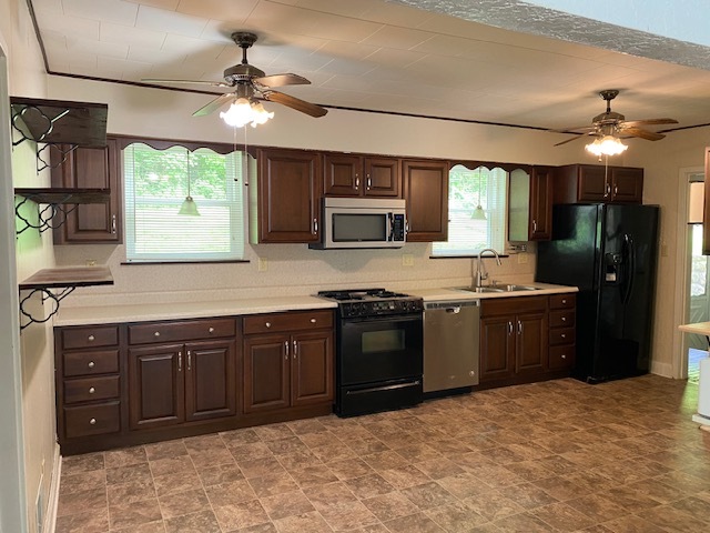 Kitchen - 1320 Mallory Ct