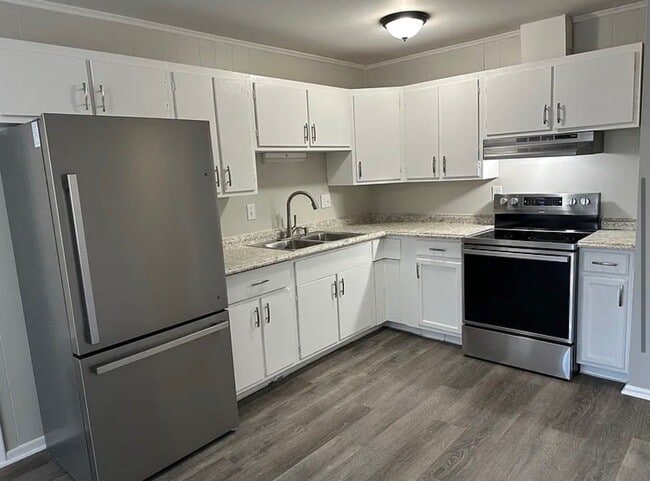 Building Photo - 9962 Catalina Dr