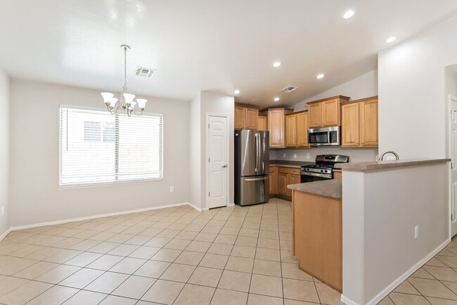 Building Photo - 581 W Calle Cajeta