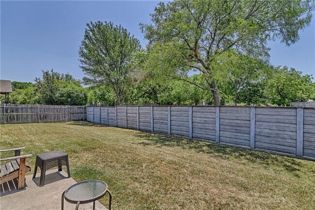 Building Photo - Ready to Move in... Do not miss this house !!!!