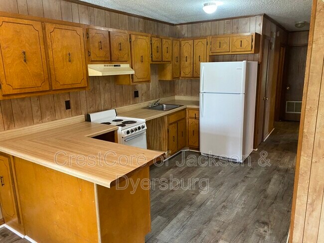 Building Photo - 1324 Hillcrest Ave