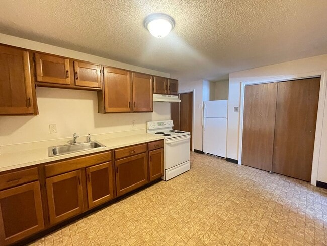 Foto del edificio - 185 Loudon Rd