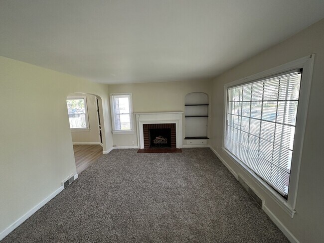 Foto del edificio - 38-40 Beechwood Drive