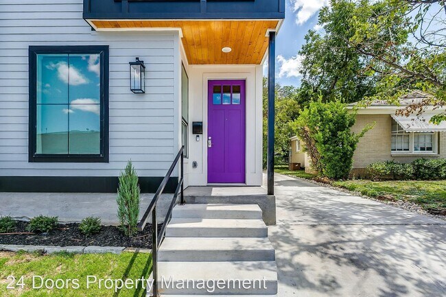 Building Photo - 5 br, 5.5 bath House - 3131 McCart