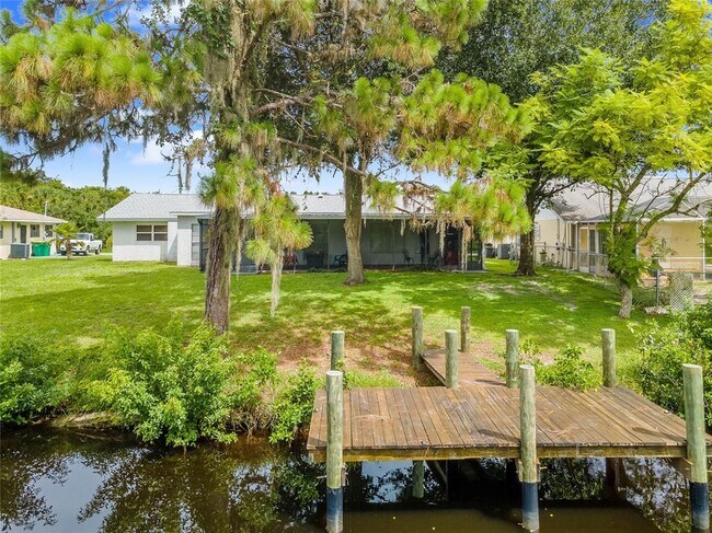 Building Photo - 297 Cheshire St