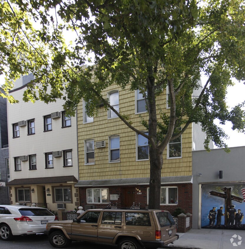 Foto del edificio - 148 Withers St