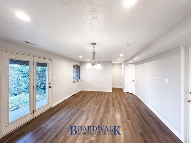 Building Photo - 11644 Brisbane Dr