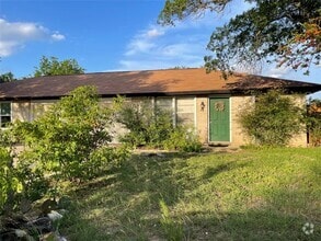 Building Photo - 12311 Willow Wild Dr