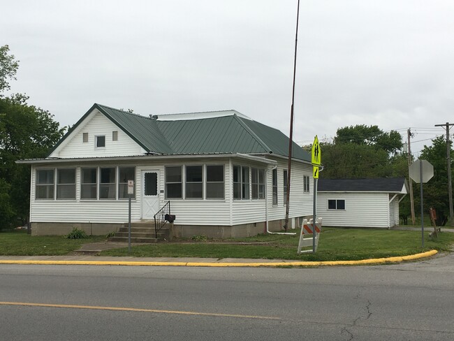 Building Photo - 404 E Randolph St