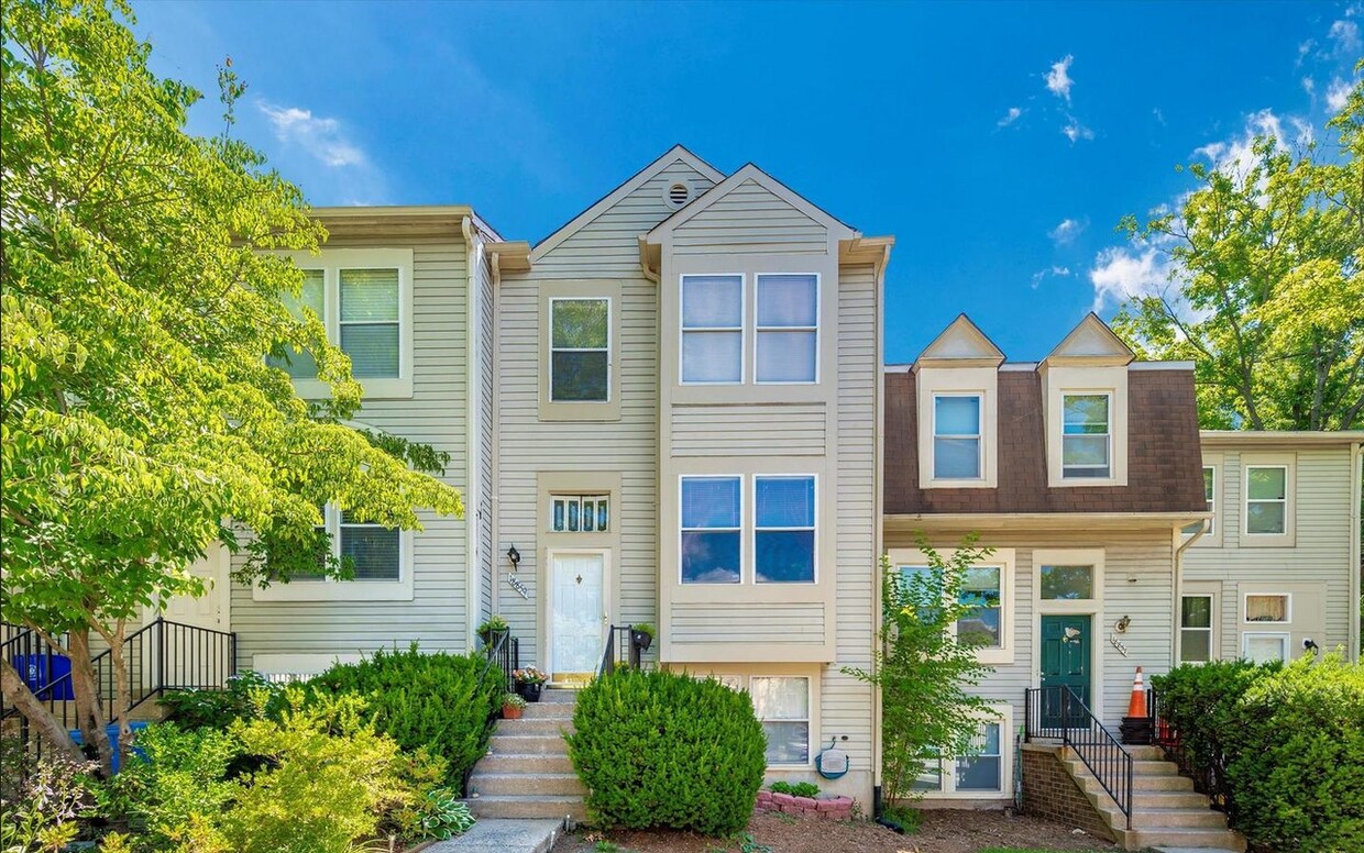18859 McFarlin Dr, Germantown, MD 20874 Townhome Rentals in