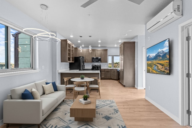 Building Photo - 234 S Main St