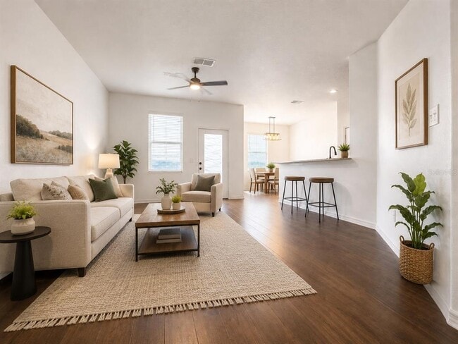 Building Photo - 1241 Priory Cir